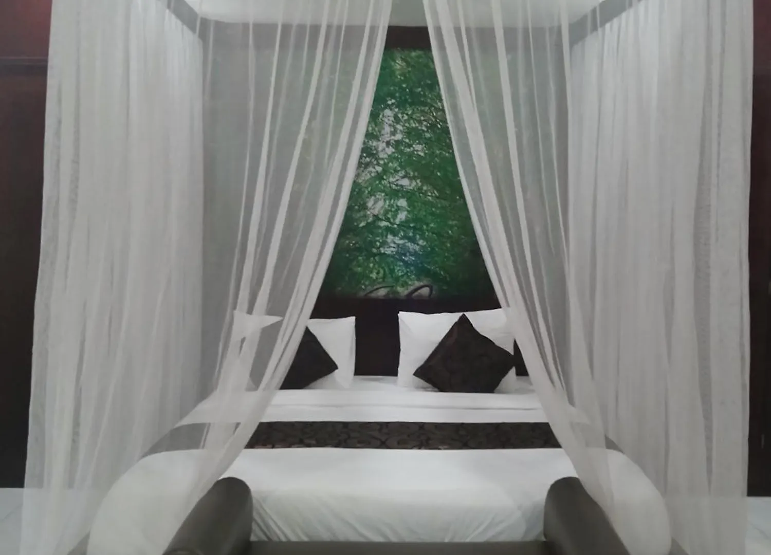 Villa Pool Private And Romantic In Kuta