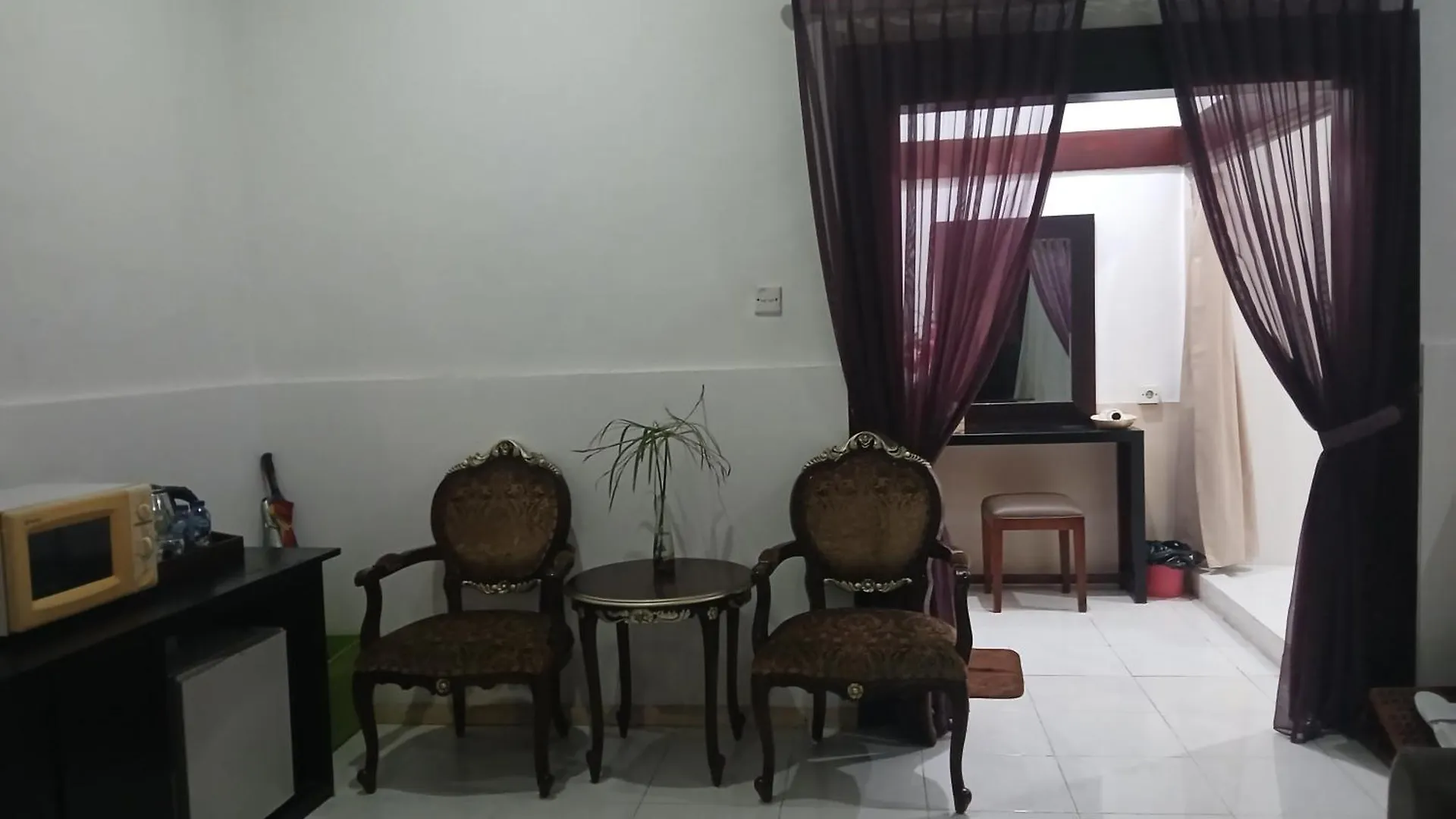 Villa Pool Private And Romantic In Kuta