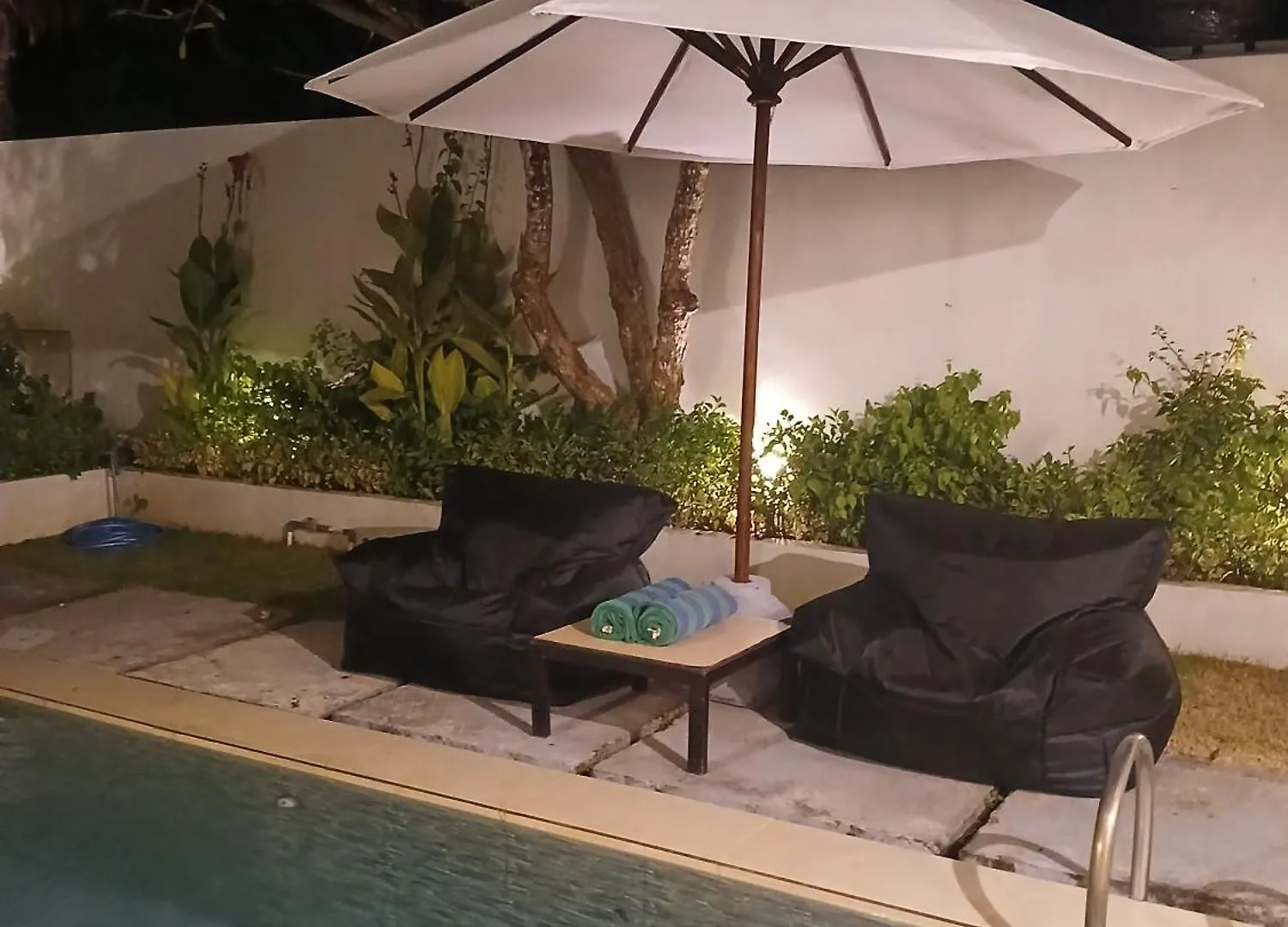 Villa Pool Private And Romantic In Kuta  Indonesia