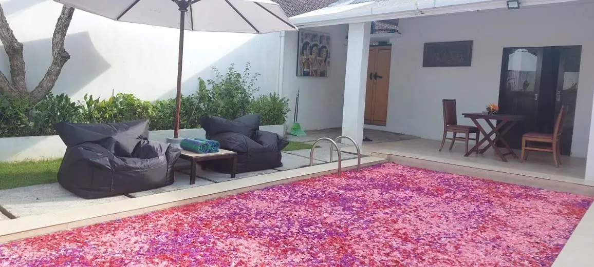 Villa Pool Private And Romantic In Kuta  Indonesia